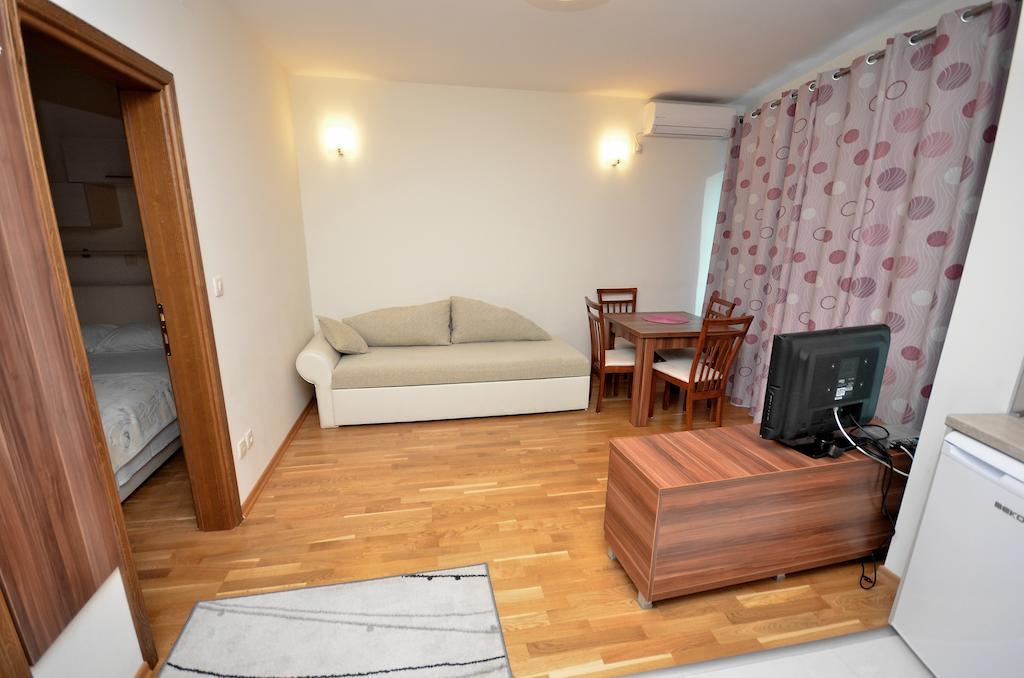 Apartments Rafailović Ljubo Rafajlovići Chambre photo